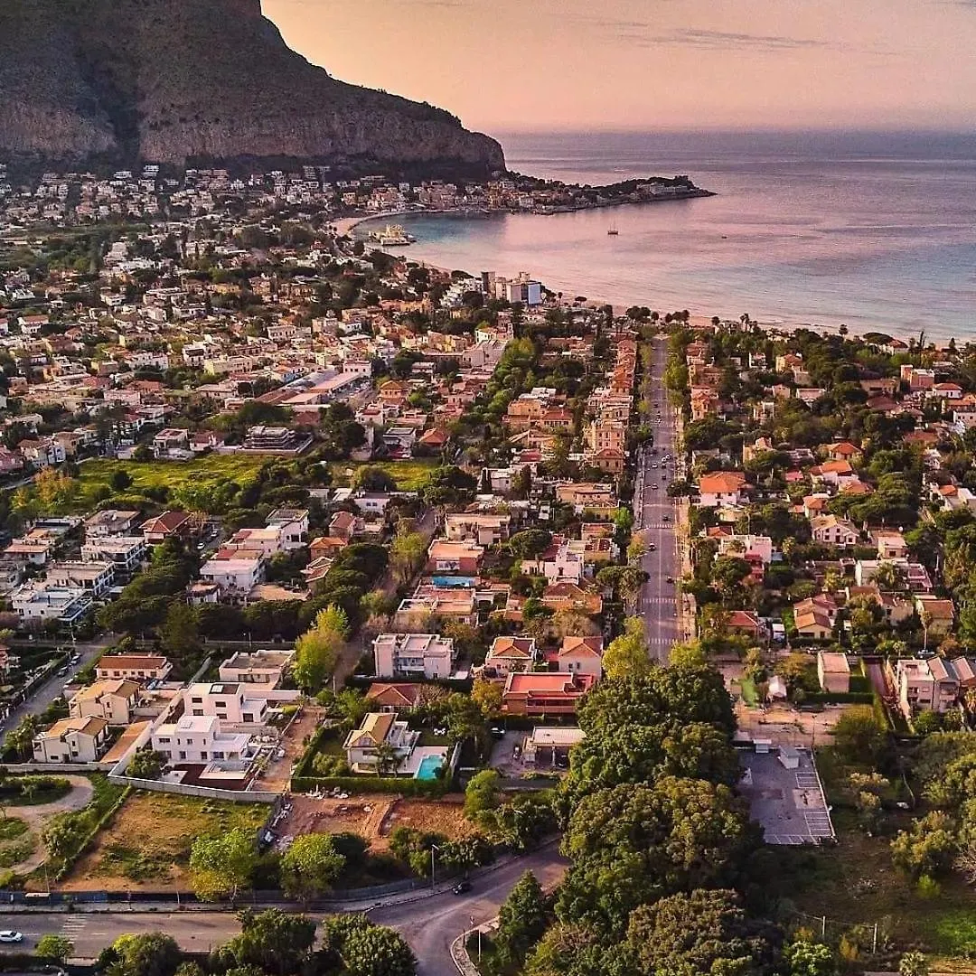 Mondello Sea View Beach Apartment Palerme Italie